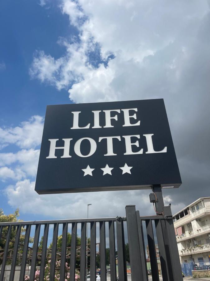 Life Hotel Казальнуово-ді-Наполі Екстер'єр фото